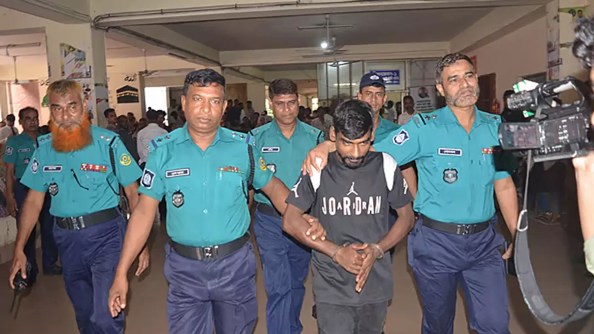 চট্টগ্রামের বাকলিয়ায় সাড়ে তিন বছরের শিশুকে ধর্ষণের দায়ে আসামি মনিরের যাবজ্জীবন সশ্রম কারাদণ্ড দিয়েছে চট্টগ্রামের বিশেষ ট্রাইব্যুনাল। ছবি: সংগৃহীত
